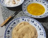 Foto del paso 2 de la receta: Nuggets de pollo con puré de papas y salsa picante