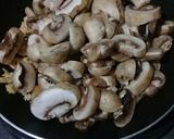 Foto langkah ke 3 dari resep Pokcoy siram jamur merang.