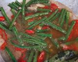 Foto langkah ke 2 dari resep Kangkung Tumis Terasi Kacang Panjang.
