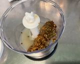 Une image de l'étape 2 de Marinade épicée au citron, érable, tomate et moutarde à l'ancienne.