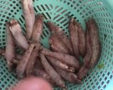 Hình bước làm 1 của món Cá bống biển kho tiêu