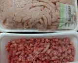 Foto langkah ke 1 dari resep Semur daging bungkus sawi putih.