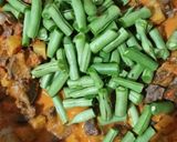 Foto langkah ke 6 dari resep Sambel Goreng Hati Kentang Buncis.