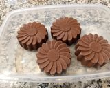 Foto del paso 9 de la receta: Tarta individual de plátano y chocolate, cinco versiones y presentación