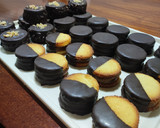 Foto del paso 4 de la receta: Alfajorcitos de coco y dulce de leche