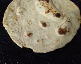 A picture of step 4 of Karara paratha.