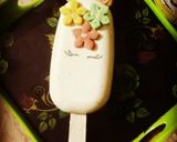 A picture of step 5 of Cakesicles.