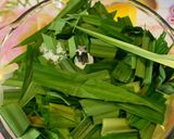 Hình bước làm 5 của món Bánh Nếp Gấc Hình Quả Hồng