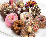 صورة لخطوة 5 من وصفة دونات خفاف و منفوخين🍩 😍