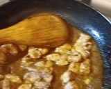A picture of step 4 of Chicken Momos.