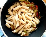 Foto del paso 4 de la receta: Wok de Fideos Integral y vegetales