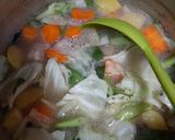 Foto langkah ke 5 dari resep Sup Ayam Rempah.