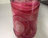 A picture of step 3 of Red onion pickle ❤️.