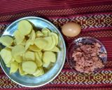 Foto langkah ke 1 dari resep Perkedel kentang kornet.