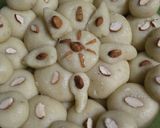 A picture of step 4 of Mava laddoo.