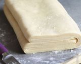 Foto del paso 3 de la receta: Rollos hojaldrados de ciruela y pasas