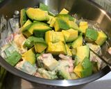 A picture of step 3 of Avocado Tomato Tuna Egg Salad.