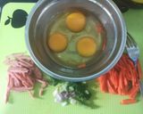 Foto langkah ke 1 dari resep 29. Martabak mie telor.