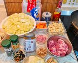 A picture of step 1 of Stone Pot Hot Pot (with XO Sauce).