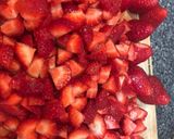 Foto del paso 2 de la receta: Fresas con crema 🍓😋
