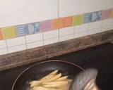 Foto del paso 1 de la receta: Hot dogs con patatas fritas