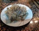 Foto del paso 1 de la receta: Bacalao a la marinera con langostinos y almejas
