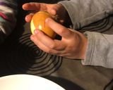 Foto del paso 6 de la receta: Huevos de Pascua, decorados con un tinte natural