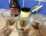 Foto del paso 1 de la receta: Postres bicolor con vainilla, licor y café