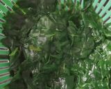 A picture of step 2 of Bathua Raita.
