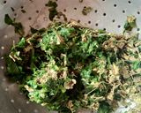 A picture of step 1 of Palak paneer.