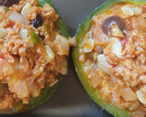 Foto del paso 6 de la receta: Zapallitos rellenos de proteína de soja con verdura (vegano)