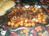 Pecetito de cerdo mechado con Roquefort al vino tinto con papas noisette saborizadas