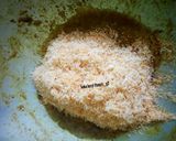 Foto langkah ke 2 dari resep Ayam Goreng serundeng Kelapa.