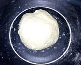 A picture of step 2 of Mkate wa nyama #snacksrecipe#4weekschallenge #authormarathon.