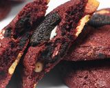 Hình bước làm 4 của món Oreo Red Velvet Cookies