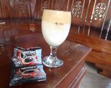 Foto langkah ke 3 dari resep Dalgona kopi hits.