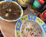 A picture of step 4 of Vegetable soup with rice.