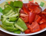 Foto del paso 4 de la receta: Fierritos de bondiola, chorizo y ciruela