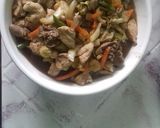 A picture of step 5 of Chopsuey w/ Chicken Liver & Chicken Meat in Oyster Sauce.