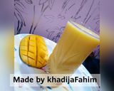 A picture of step 4 of Mango Milkshake 😋😋.