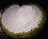 Foto langkah ke 5 dari resep Kue Soes isi Vla Vanila.