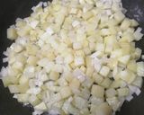 Foto del paso 2 de la receta: Huevo revuelto con papas