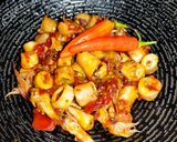 Foto langkah ke 4 dari resep Cumi Sambal Bawang.