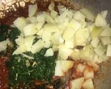 A picture of step 4 of Methi corn aloo.