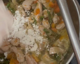 Foto del paso 3 de la receta: Ñoquis con pavo y salsa de curry, calabaza y espárragos