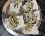 A picture of step 3 of Steamed paneer sandwich.