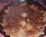 Foto del paso 4 de la receta: Moñitas con salsa de tomate y carne picada