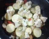 Foto del paso 2 de la receta: Pechuga de pollo con vegetales in wok