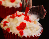 Foto del paso 6 de la receta: Cupcakes red velvet para Halloween