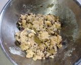 Foto langkah ke 3 dari resep Soft Cookies Chocolate Chip.